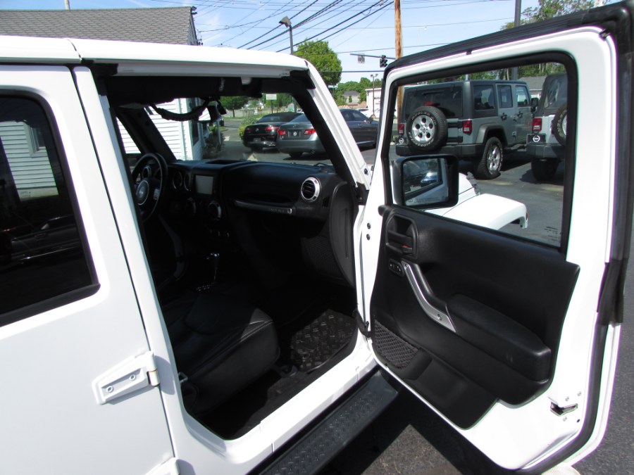 2015 Jeep Wrangler Unlimited 4WD 4dr Sahara, available for sale in Milford, Connecticut | Chip's Auto Sales Inc. Milford, Connecticut 2015 Jeep Wrangler Unlimited 4WD 4dr Sahara, available for sale in Milford, Connecticut | Chip's Auto Sales Inc. Milford, Connecticut