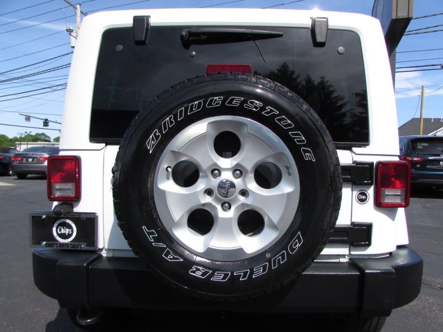 2015 Jeep Wrangler Unlimited 4WD 4dr Sahara, available for sale in Milford, Connecticut | Chip's Auto Sales Inc. Milford, Connecticut 2015 Jeep Wrangler Unlimited 4WD 4dr Sahara, available for sale in Milford, Connecticut | Chip's Auto Sales Inc. Milford, Connecticut