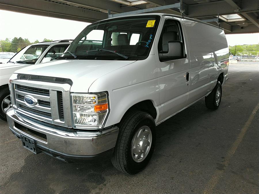 2009 Ford Econoline Cargo Van E-250 Commercial, available for sale in Corona, New York | Raymonds Cars Inc. Corona, New York