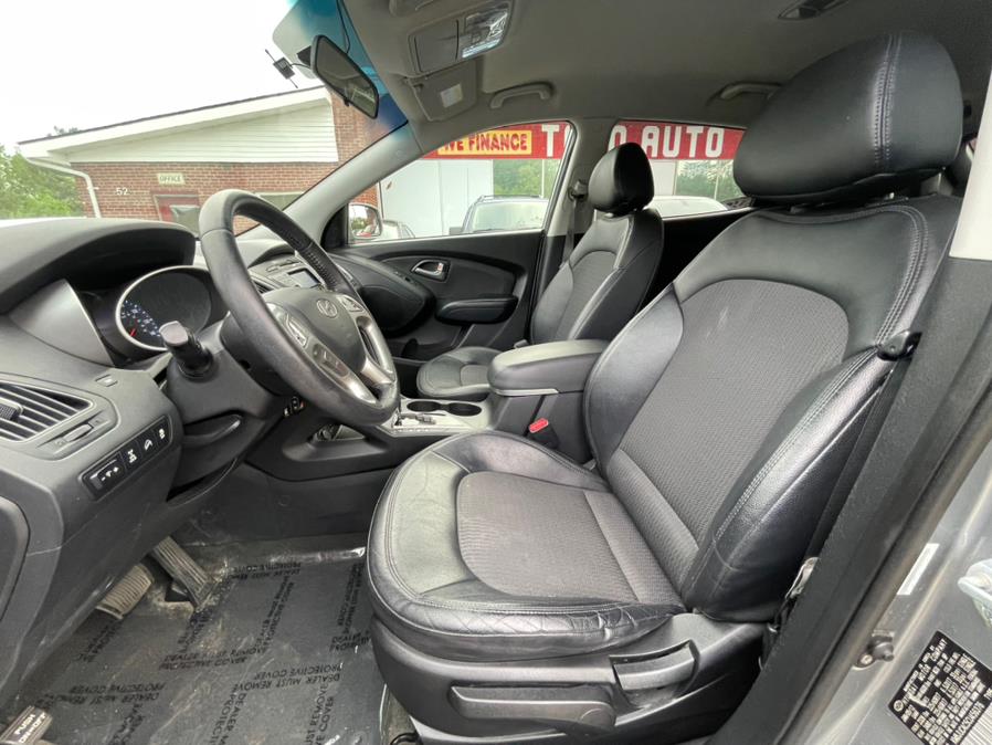 2012 Hyundai Tucson AWD 4dr Auto GLS, available for sale in East Windsor, Connecticut | Toro Auto. East Windsor, Connecticut 2012 Hyundai Tucson AWD 4dr Auto GLS, available for sale in East Windsor, Connecticut | Toro Auto. East Windsor, Connecticut