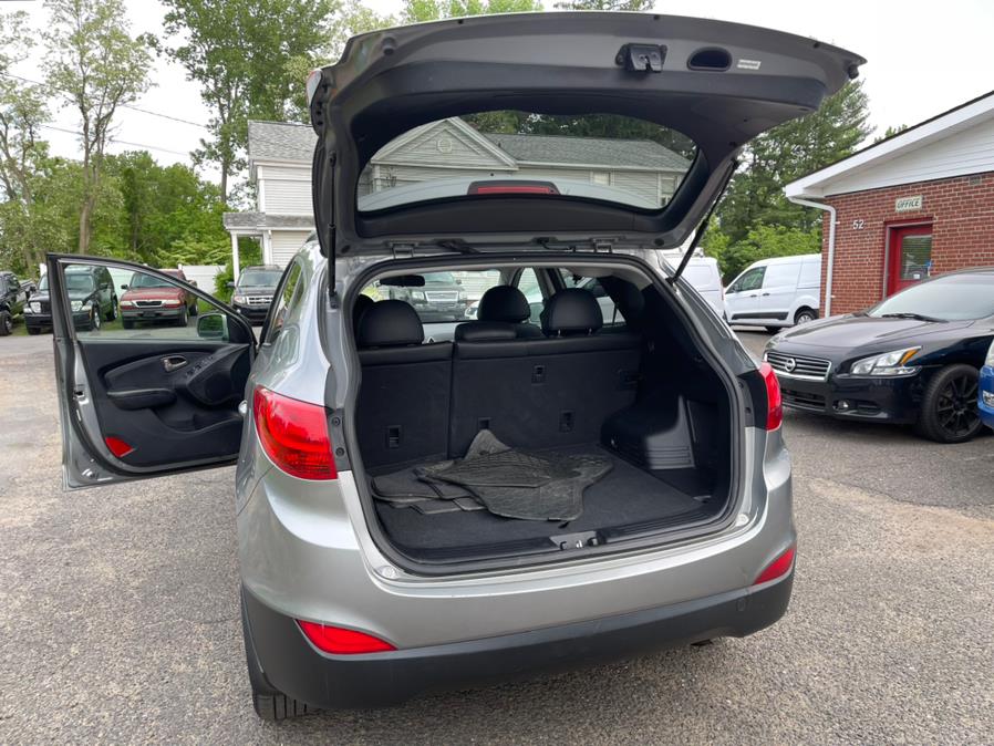 2012 Hyundai Tucson AWD 4dr Auto GLS, available for sale in East Windsor, Connecticut | Toro Auto. East Windsor, Connecticut 2012 Hyundai Tucson AWD 4dr Auto GLS, available for sale in East Windsor, Connecticut | Toro Auto. East Windsor, Connecticut