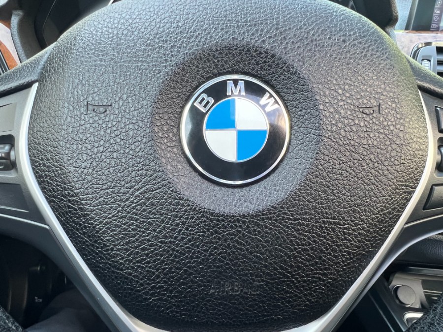 2014 BMW 3 Series 4dr Sdn 328i xDrive AWD SULEV, available for sale in Bristol, Connecticut | Bristol Auto Center LLC. Bristol, Connecticut 2014 BMW 3 Series 4dr Sdn 328i xDrive AWD SULEV, available for sale in Bristol, Connecticut | Bristol Auto Center LLC. Bristol, Connecticut