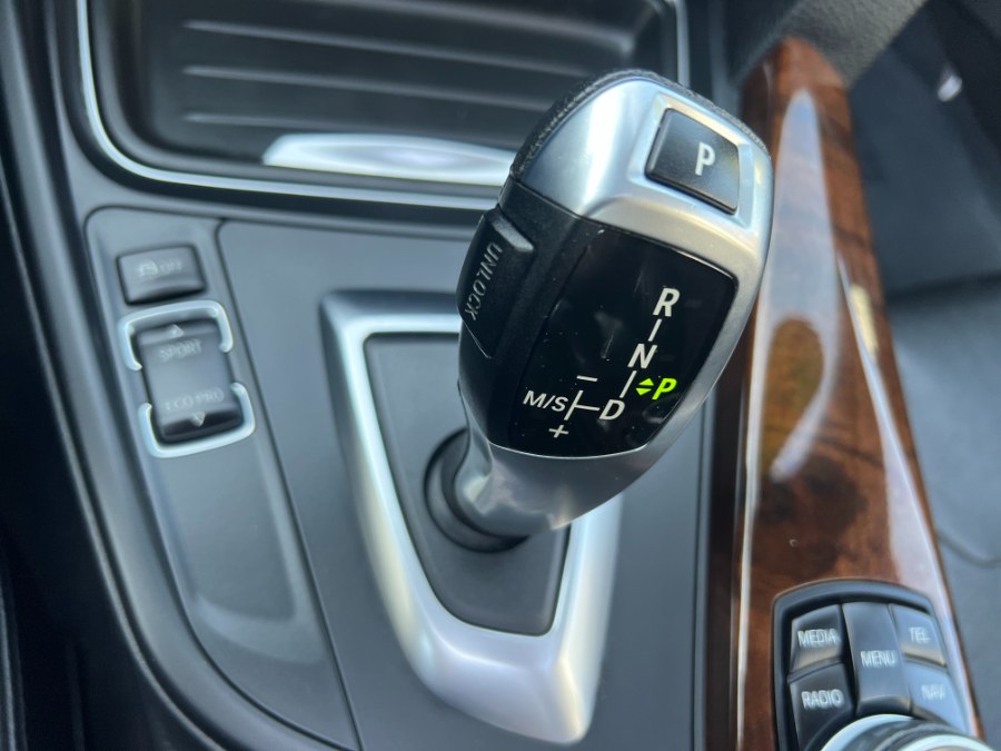 2014 BMW 3 Series 4dr Sdn 328i xDrive AWD SULEV, available for sale in Bristol, Connecticut | Bristol Auto Center LLC. Bristol, Connecticut 2014 BMW 3 Series 4dr Sdn 328i xDrive AWD SULEV, available for sale in Bristol, Connecticut | Bristol Auto Center LLC. Bristol, Connecticut