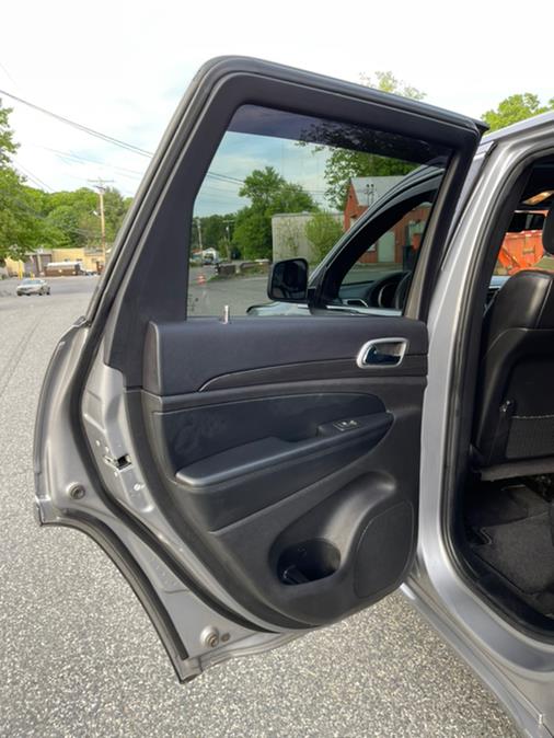 2015 Jeep Grand Cherokee 4WD 4dr Laredo, available for sale in Ashland, Massachusetts | New Beginning Auto Service Inc. Ashland, Massachusetts 2015 Jeep Grand Cherokee 4WD 4dr Laredo, available for sale in Ashland, Massachusetts | New Beginning Auto Service Inc. Ashland, Massachusetts