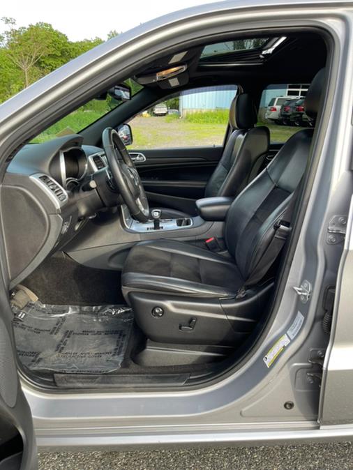 2015 Jeep Grand Cherokee 4WD 4dr Laredo, available for sale in Ashland, Massachusetts | New Beginning Auto Service Inc. Ashland, Massachusetts 2015 Jeep Grand Cherokee 4WD 4dr Laredo, available for sale in Ashland, Massachusetts | New Beginning Auto Service Inc. Ashland, Massachusetts