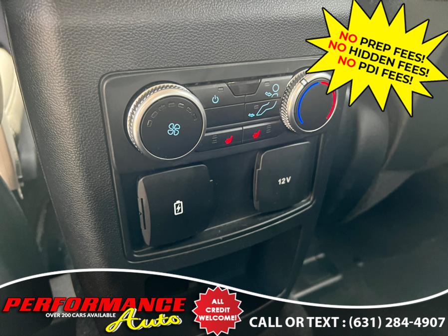 2020 Ford Explorer XLT 4WD, available for sale in Bohemia, New York | Performance Auto Inc. Bohemia, New York 2020 Ford Explorer XLT 4WD, available for sale in Bohemia, New York | Performance Auto Inc. Bohemia, New York