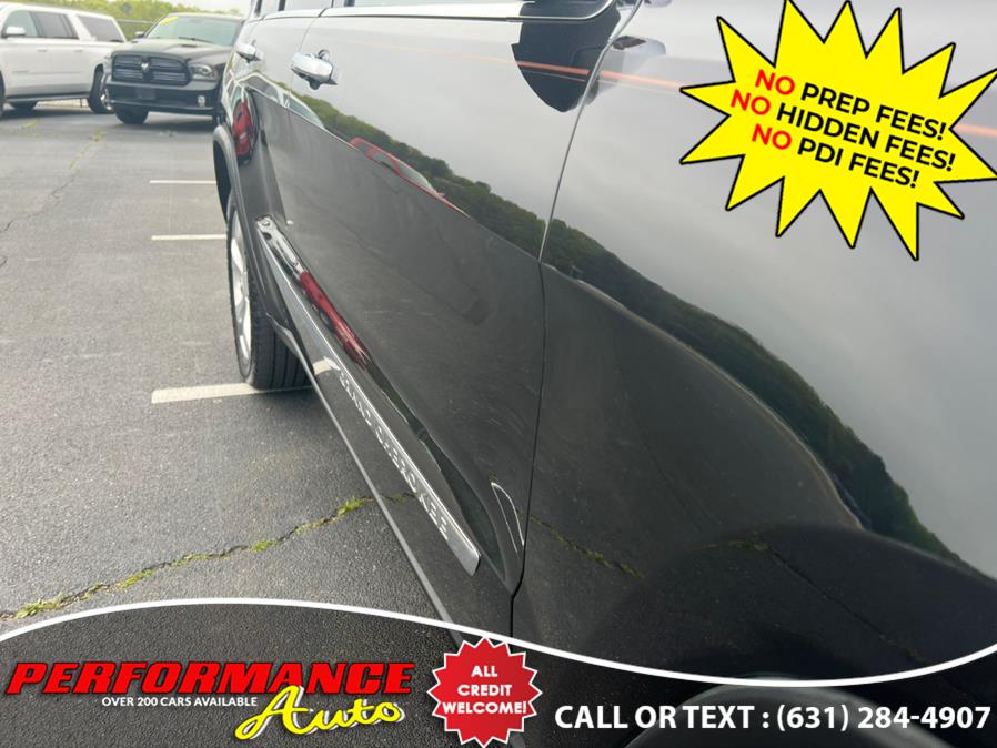 2012 Jeep Grand Cherokee 4WD 4dr Overland Summit, available for sale in Bohemia, New York | Performance Auto Inc. Bohemia, New York 2012 Jeep Grand Cherokee 4WD 4dr Overland Summit, available for sale in Bohemia, New York | Performance Auto Inc. Bohemia, New York