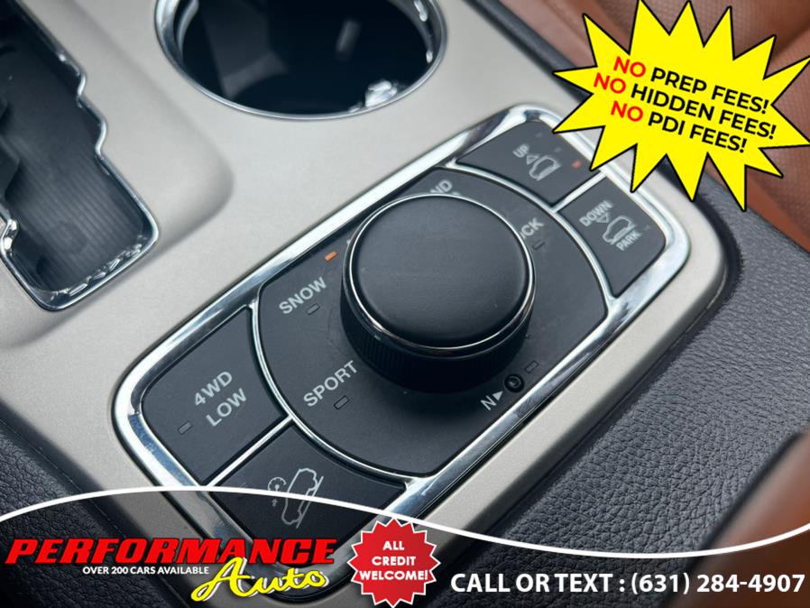 2012 Jeep Grand Cherokee 4WD 4dr Overland Summit, available for sale in Bohemia, New York | Performance Auto Inc. Bohemia, New York 2012 Jeep Grand Cherokee 4WD 4dr Overland Summit, available for sale in Bohemia, New York | Performance Auto Inc. Bohemia, New York
