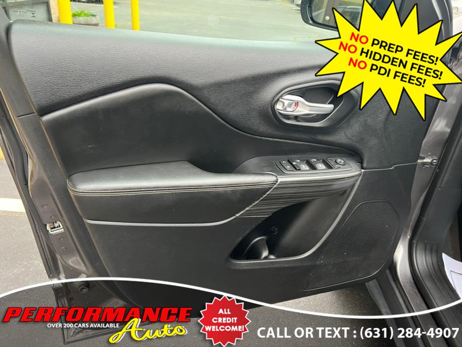 2015 Jeep Cherokee 4WD 4dr Limited, available for sale in Bohemia, New York | Performance Auto Inc. Bohemia, New York 2015 Jeep Cherokee 4WD 4dr Limited, available for sale in Bohemia, New York | Performance Auto Inc. Bohemia, New York
