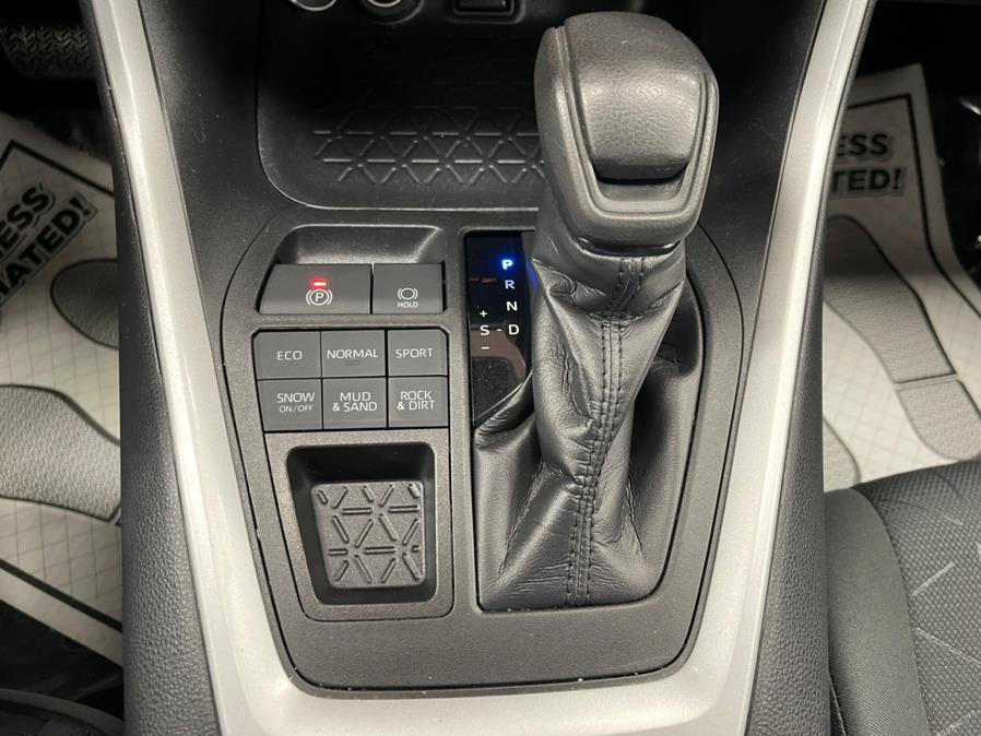Used Toyota RAV4 XLE AWD (Natl) 2020 | Power Motors East. Massapequa Park, New York Used Toyota RAV4 XLE AWD (Natl) 2020 | Power Motors East. Massapequa Park, New York