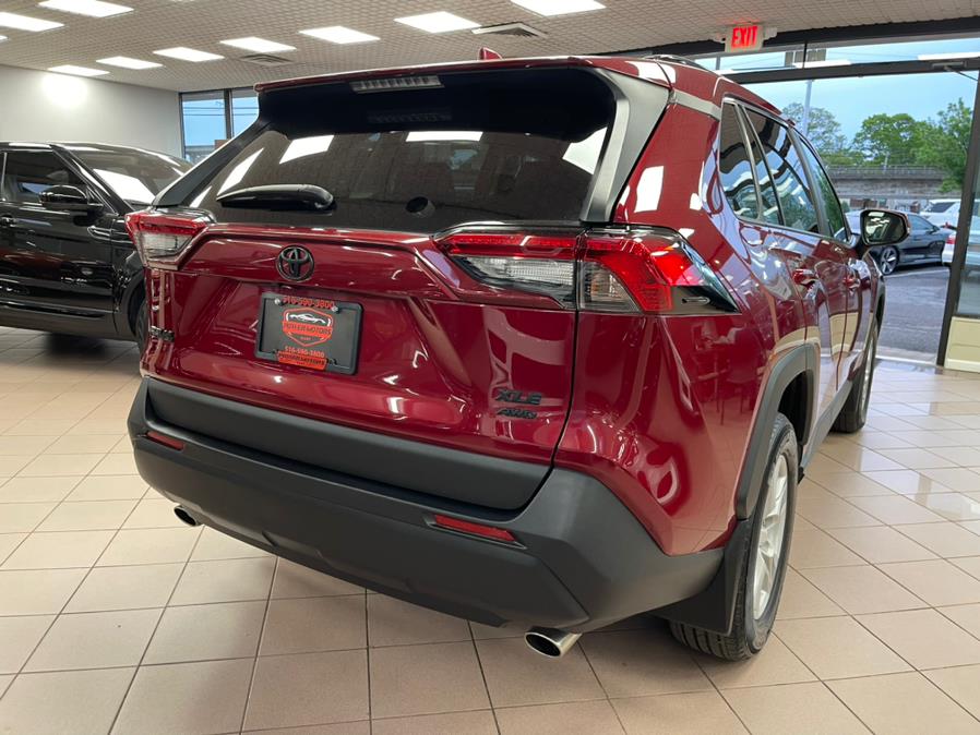 Used Toyota RAV4 XLE AWD (Natl) 2020 | Power Motors East. Massapequa Park, New York Used Toyota RAV4 XLE AWD (Natl) 2020 | Power Motors East. Massapequa Park, New York