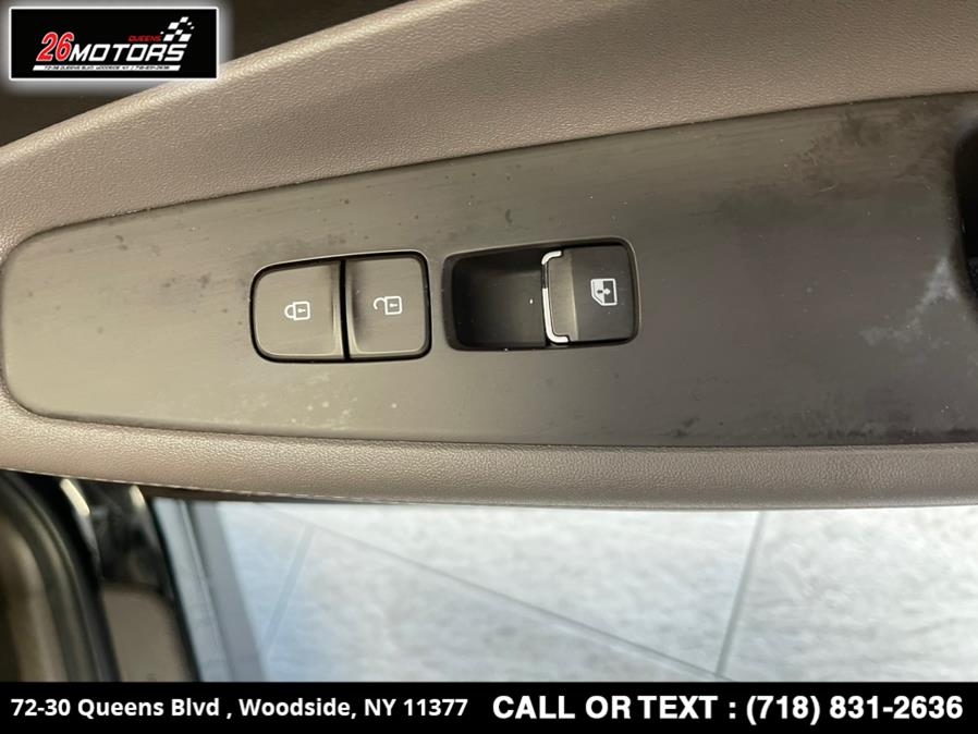 Used Hyundai Santa Fe SEL 2.4L Auto AWD 2019 | 26 Motors Queens. Woodside, New York Used Hyundai Santa Fe SEL 2.4L Auto AWD 2019 | 26 Motors Queens. Woodside, New York