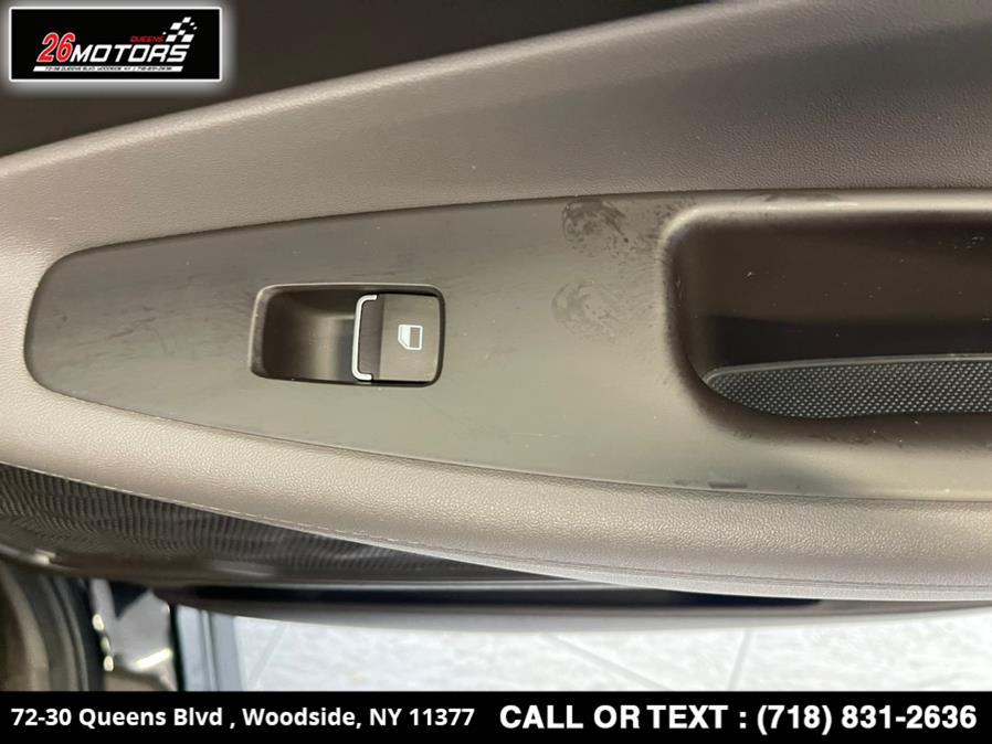 Used Hyundai Santa Fe SEL 2.4L Auto AWD 2019 | 26 Motors Queens. Woodside, New York Used Hyundai Santa Fe SEL 2.4L Auto AWD 2019 | 26 Motors Queens. Woodside, New York