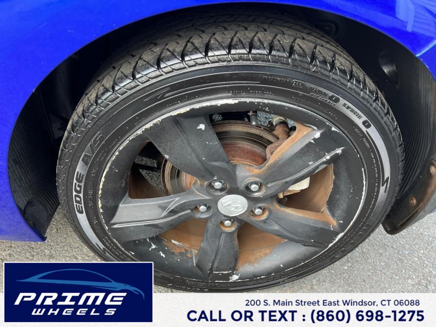 2012 Hyundai Veloster 3dr Cpe Auto w/Black Int, available for sale in East Windsor, Connecticut | Prime Wheels. East Windsor, Connecticut 2012 Hyundai Veloster 3dr Cpe Auto w/Black Int, available for sale in East Windsor, Connecticut | Prime Wheels. East Windsor, Connecticut