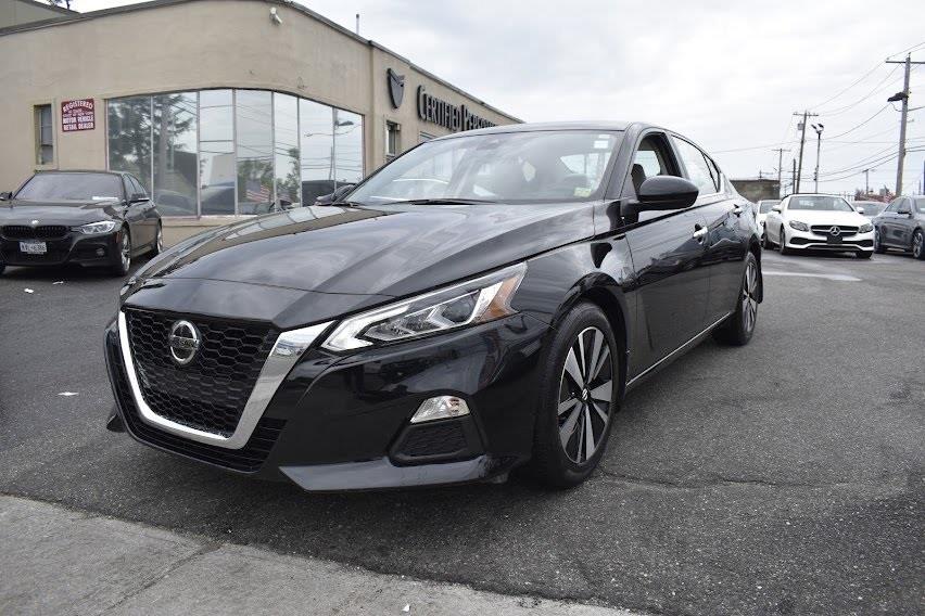 Used Nissan Altima 2.5 SV 2021 | Certified Performance Motors. Valley Stream, New York