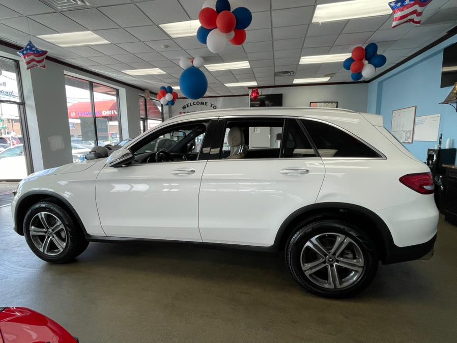 Used Mercedes-Benz GLC GLC 300 4MATIC SUV 2018 | 5 Towns Drive. Inwood, New York Used Mercedes-Benz GLC GLC 300 4MATIC SUV 2018 | 5 Towns Drive. Inwood, New York