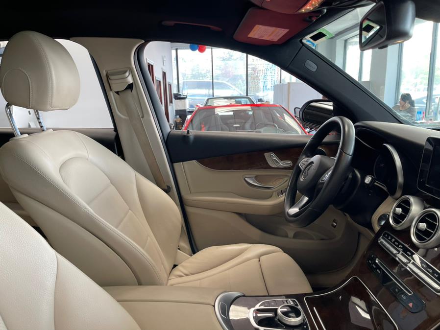 Used Mercedes-Benz GLC GLC 300 4MATIC SUV 2018 | 5 Towns Drive. Inwood, New York Used Mercedes-Benz GLC GLC 300 4MATIC SUV 2018 | 5 Towns Drive. Inwood, New York