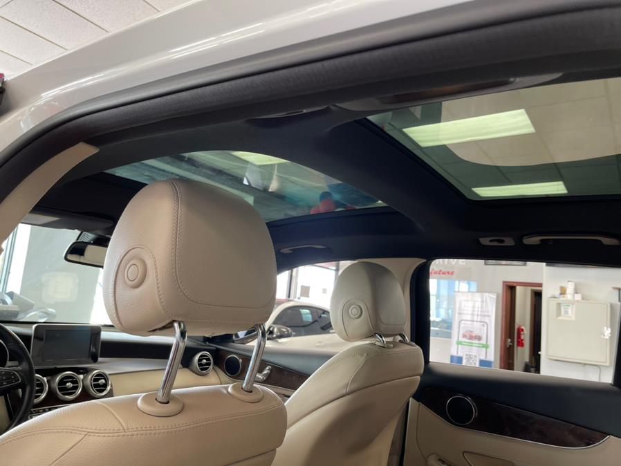 Used Mercedes-Benz GLC GLC 300 4MATIC SUV 2018 | 5 Towns Drive. Inwood, New York Used Mercedes-Benz GLC GLC 300 4MATIC SUV 2018 | 5 Towns Drive. Inwood, New York