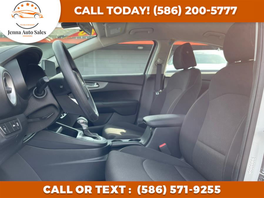 Used Kia Forte LXS IVT 2020 | Jenna Auto Sale Inc. Roseville, Michigan Used Kia Forte LXS IVT 2020 | Jenna Auto Sale Inc. Roseville, Michigan