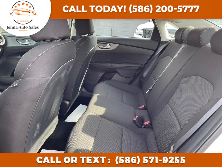 Used Kia Forte LXS IVT 2020 | Jenna Auto Sale Inc. Roseville, Michigan Used Kia Forte LXS IVT 2020 | Jenna Auto Sale Inc. Roseville, Michigan