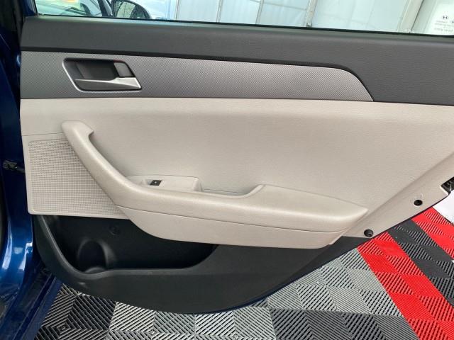 Used Hyundai Sonata SE 2019 | Queens Auto Mall. Richmond Hill, New York Used Hyundai Sonata SE 2019 | Queens Auto Mall. Richmond Hill, New York