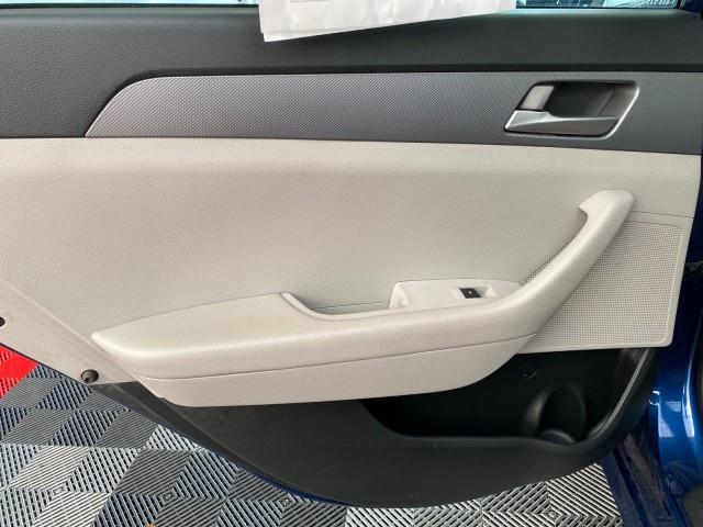Used Hyundai Sonata SE 2019 | Queens Auto Mall. Richmond Hill, New York Used Hyundai Sonata SE 2019 | Queens Auto Mall. Richmond Hill, New York