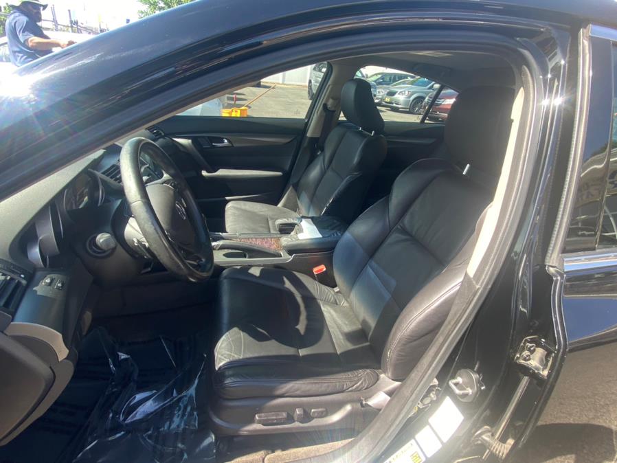 2013 Acura TL 4dr Sdn Auto 2WD, available for sale in Hartford, Connecticut | VEB Auto Sales. Hartford, Connecticut 2013 Acura TL 4dr Sdn Auto 2WD, available for sale in Hartford, Connecticut | VEB Auto Sales. Hartford, Connecticut