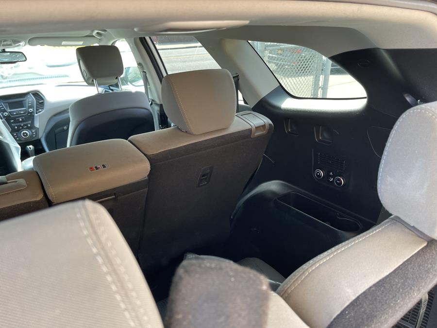 2016 Hyundai Santa Fe AWD 4dr SE, available for sale in Bronx, New York | New York Motors Group Solutions LLC. Bronx, New York 2016 Hyundai Santa Fe AWD 4dr SE, available for sale in Bronx, New York | New York Motors Group Solutions LLC. Bronx, New York