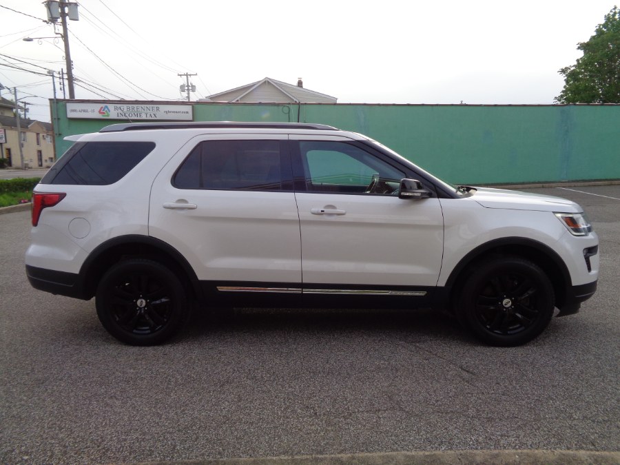 2018 Ford Explorer XLT 4WD, available for sale in Valley Stream, New York | NY Auto Traders. Valley Stream, New York 2018 Ford Explorer XLT 4WD, available for sale in Valley Stream, New York | NY Auto Traders. Valley Stream, New York
