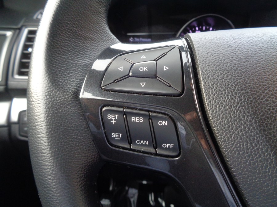 2018 Ford Explorer XLT 4WD, available for sale in Valley Stream, New York | NY Auto Traders. Valley Stream, New York 2018 Ford Explorer XLT 4WD, available for sale in Valley Stream, New York | NY Auto Traders. Valley Stream, New York