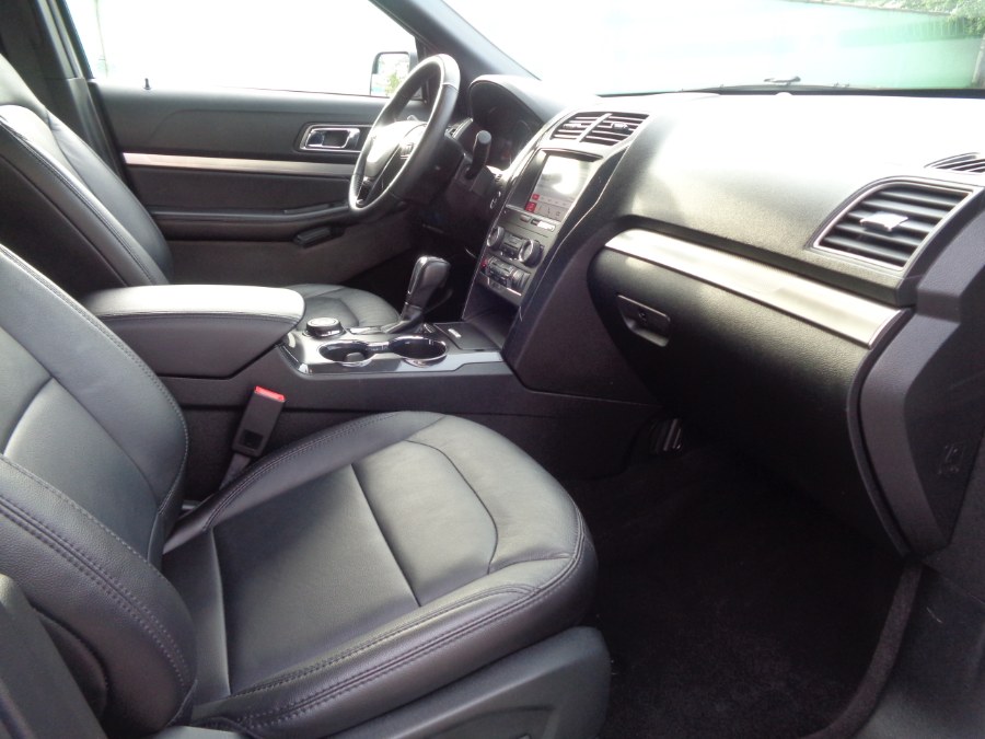 2018 Ford Explorer XLT 4WD, available for sale in Valley Stream, New York | NY Auto Traders. Valley Stream, New York 2018 Ford Explorer XLT 4WD, available for sale in Valley Stream, New York | NY Auto Traders. Valley Stream, New York