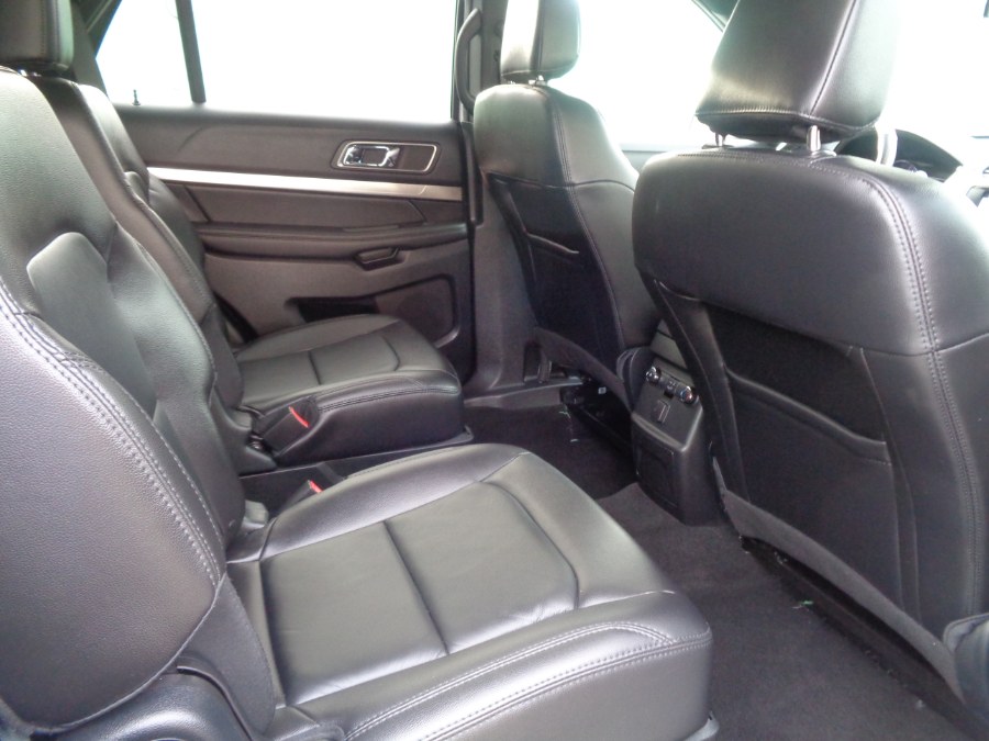 2018 Ford Explorer XLT 4WD, available for sale in Valley Stream, New York | NY Auto Traders. Valley Stream, New York 2018 Ford Explorer XLT 4WD, available for sale in Valley Stream, New York | NY Auto Traders. Valley Stream, New York