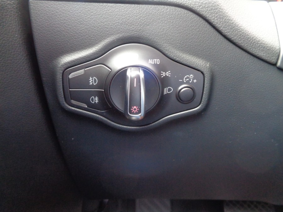 2012 Audi Q5 quattro 4dr 2.0T Premium, available for sale in Valley Stream, New York | NY Auto Traders. Valley Stream, New York 2012 Audi Q5 quattro 4dr 2.0T Premium, available for sale in Valley Stream, New York | NY Auto Traders. Valley Stream, New York