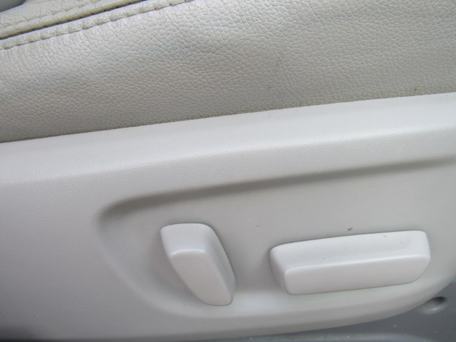 Used Toyota Sienna XLE 2013 | Hilario's Auto Sales Inc.. Worcester, Massachusetts Used Toyota Sienna XLE 2013 | Hilario's Auto Sales Inc.. Worcester, Massachusetts