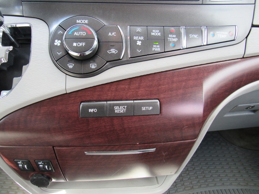 Used Toyota Sienna XLE 2013 | Hilario's Auto Sales Inc.. Worcester, Massachusetts Used Toyota Sienna XLE 2013 | Hilario's Auto Sales Inc.. Worcester, Massachusetts