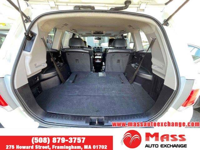 Used Toyota Highlander Limited 2013 | Mass Auto Exchange. Framingham, Massachusetts Used Toyota Highlander Limited 2013 | Mass Auto Exchange. Framingham, Massachusetts