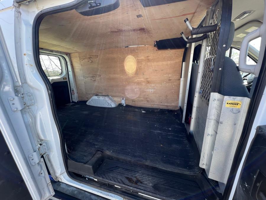 Used Ford Transit Cargo Van T-250 130" Low Rf 9000 GVWR Swing-Out RH Dr 2016 | Danny's Auto Sales. Methuen, Massachusetts Used Ford Transit Cargo Van T-250 130" Low Rf 9000 GVWR Swing-Out RH Dr 2016 | Danny's Auto Sales. Methuen, Massachusetts