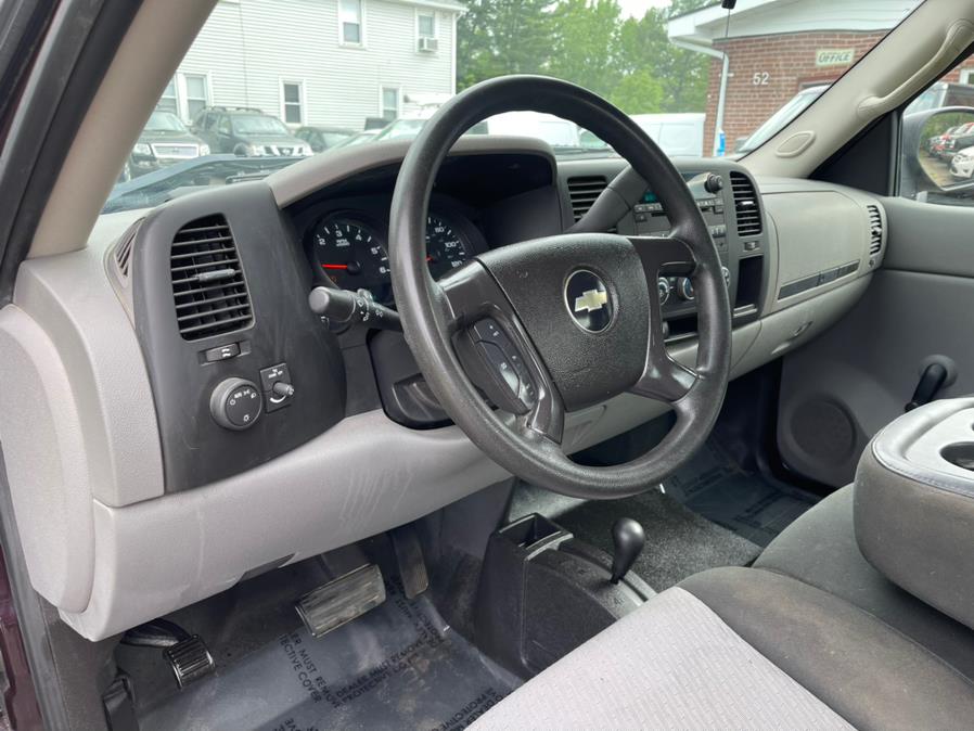 2009 Chevrolet Silverado 1500 LS Extended Cab 4X4, available for sale in East Windsor, Connecticut | Toro Auto. East Windsor, Connecticut 2009 Chevrolet Silverado 1500 LS Extended Cab 4X4, available for sale in East Windsor, Connecticut | Toro Auto. East Windsor, Connecticut