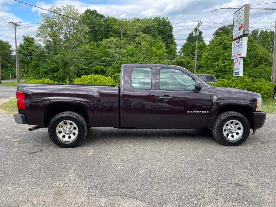 2009 Chevrolet Silverado 1500 LS Extended Cab 4X4, available for sale in East Windsor, Connecticut | Toro Auto. East Windsor, Connecticut 2009 Chevrolet Silverado 1500 LS Extended Cab 4X4, available for sale in East Windsor, Connecticut | Toro Auto. East Windsor, Connecticut