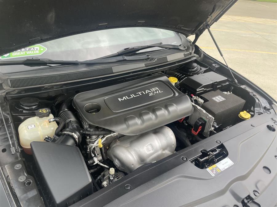 Used Chrysler 200 4dr Sdn Limited FWD 2015 | Josh's All Under Ten LLC. Elida, Ohio Used Chrysler 200 4dr Sdn Limited FWD 2015 | Josh's All Under Ten LLC. Elida, Ohio
