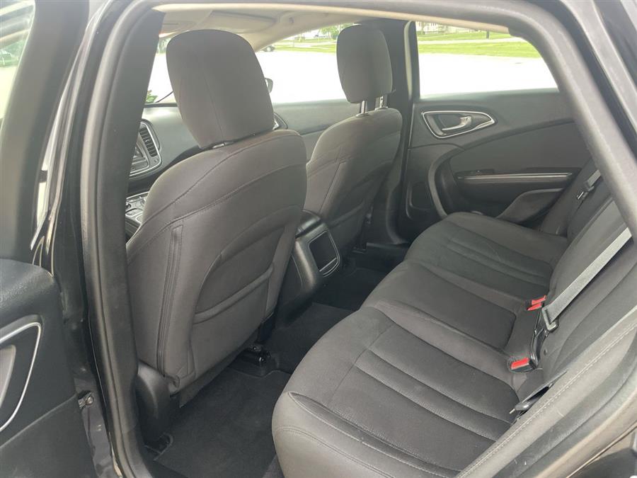 Used Chrysler 200 4dr Sdn Limited FWD 2015 | Josh's All Under Ten LLC. Elida, Ohio Used Chrysler 200 4dr Sdn Limited FWD 2015 | Josh's All Under Ten LLC. Elida, Ohio
