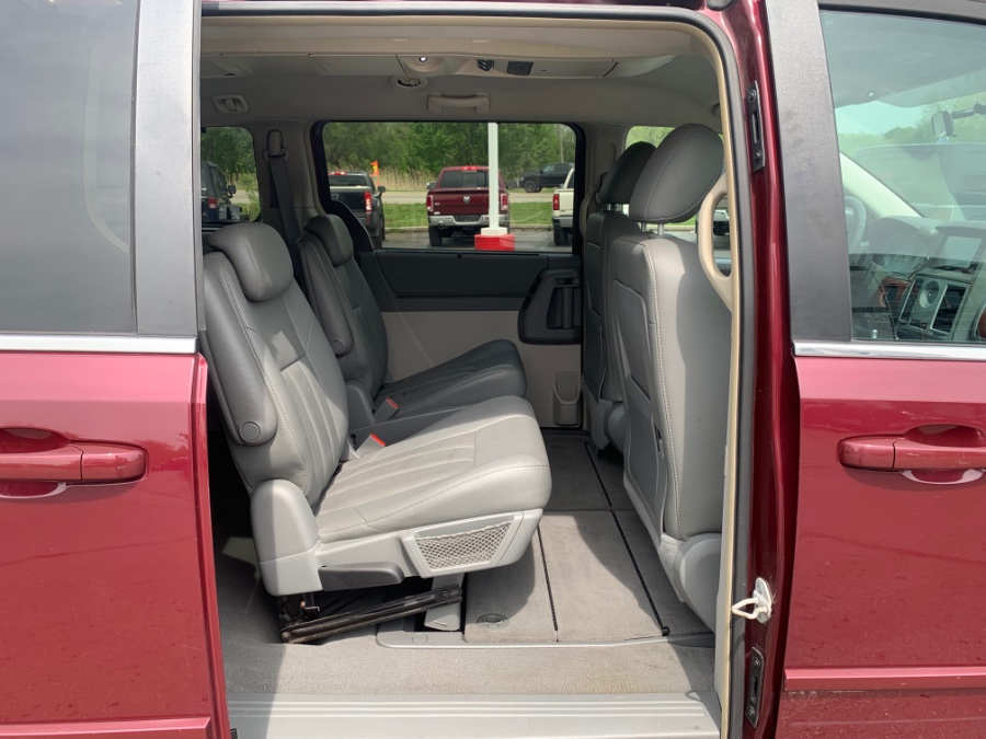Used Chrysler Town & Country 4dr Wgn Touring 2008 | Marsh Auto Sales LLC. Ortonville, Michigan Used Chrysler Town & Country 4dr Wgn Touring 2008 | Marsh Auto Sales LLC. Ortonville, Michigan
