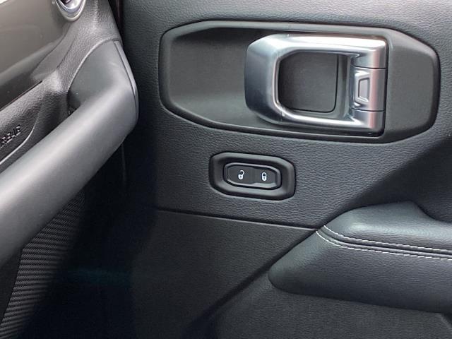 Used Jeep Wrangler Unlimited Sahara 2018 | Eastchester Motor Cars. Bronx, New York Used Jeep Wrangler Unlimited Sahara 2018 | Eastchester Motor Cars. Bronx, New York