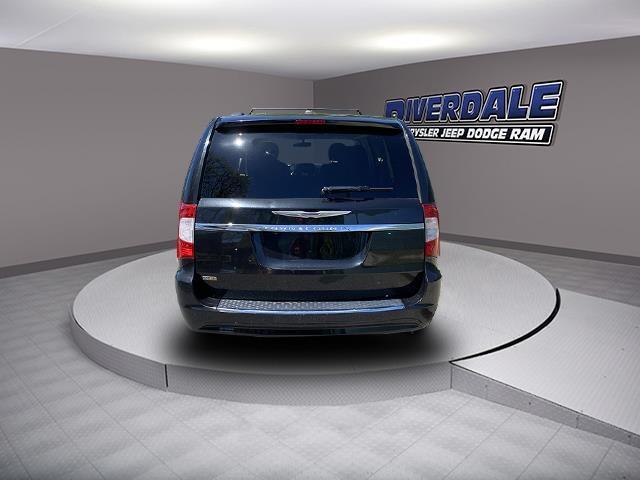 Used Chrysler Town & Country Touring 2016 | Eastchester Motor Cars. Bronx, New York Used Chrysler Town & Country Touring 2016 | Eastchester Motor Cars. Bronx, New York