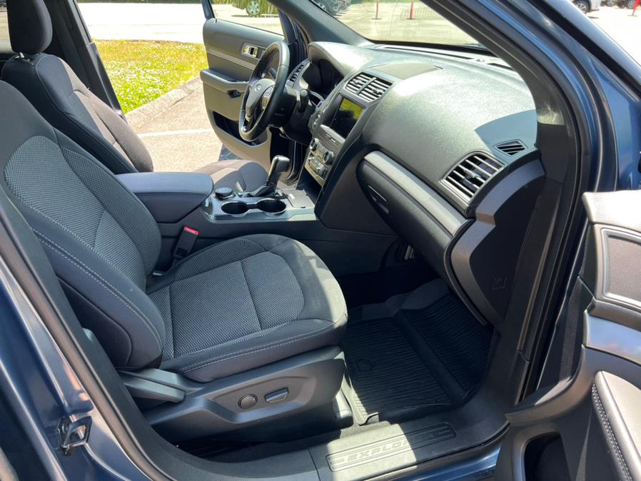 Used Ford Explorer XLT 4WD 2019 | Tru Auto Mall. Berlin, Connecticut Used Ford Explorer XLT 4WD 2019 | Tru Auto Mall. Berlin, Connecticut