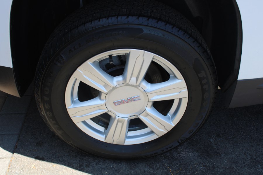 2015 GMC Terrain AWD 4dr SLE w/SLE-2, available for sale in Plantsville, Connecticut | Auto House of Luxury. Plantsville, Connecticut 2015 GMC Terrain AWD 4dr SLE w/SLE-2, available for sale in Plantsville, Connecticut | Auto House of Luxury. Plantsville, Connecticut