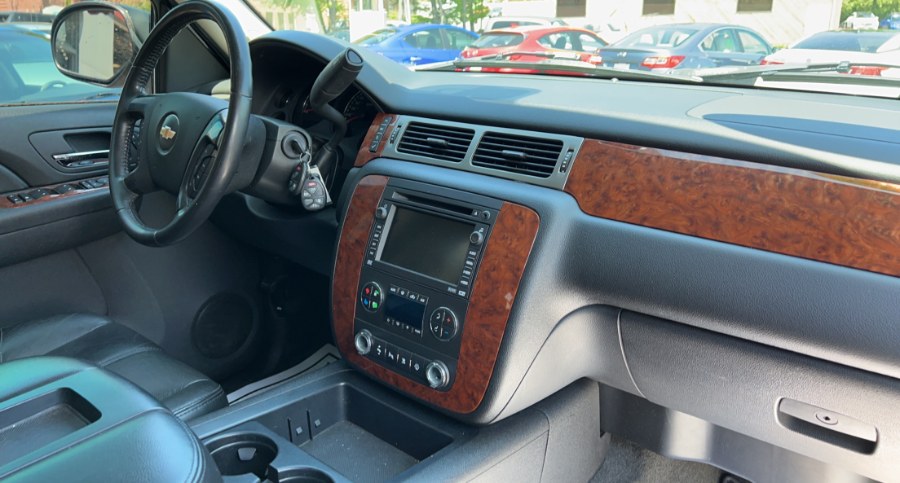 Used Chevrolet Tahoe 4WD 4dr 1500 LTZ 2007 | West End Automotive Center. Waterbury, Connecticut Used Chevrolet Tahoe 4WD 4dr 1500 LTZ 2007 | West End Automotive Center. Waterbury, Connecticut