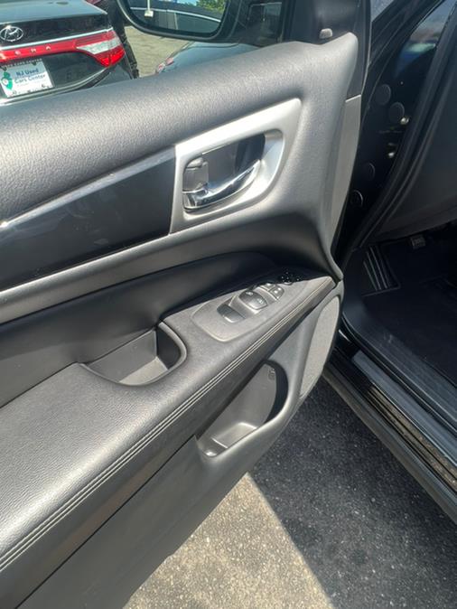 Used Nissan Pathfinder 4x4 SV 2020 | NJ Used Cars Center. Irvington, New Jersey Used Nissan Pathfinder 4x4 SV 2020 | NJ Used Cars Center. Irvington, New Jersey