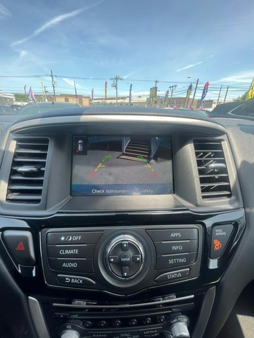 Used Nissan Pathfinder 4x4 SV 2020 | NJ Used Cars Center. Irvington, New Jersey Used Nissan Pathfinder 4x4 SV 2020 | NJ Used Cars Center. Irvington, New Jersey