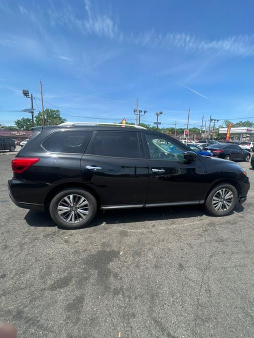 Used Nissan Pathfinder 4x4 SV 2020 | NJ Used Cars Center. Irvington, New Jersey Used Nissan Pathfinder 4x4 SV 2020 | NJ Used Cars Center. Irvington, New Jersey